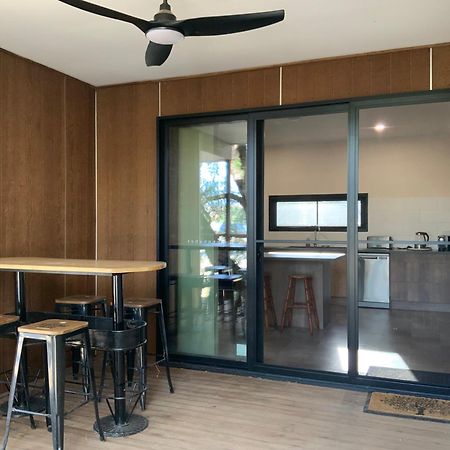 The Coach House Villa Burra Bagian luar foto